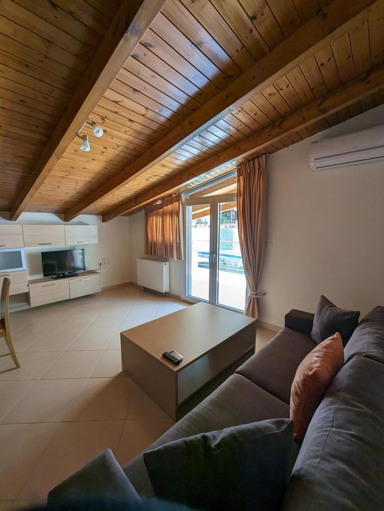 Samaras Apartments In Καμένα Βούρλα Εξωτερικό φωτογραφία
