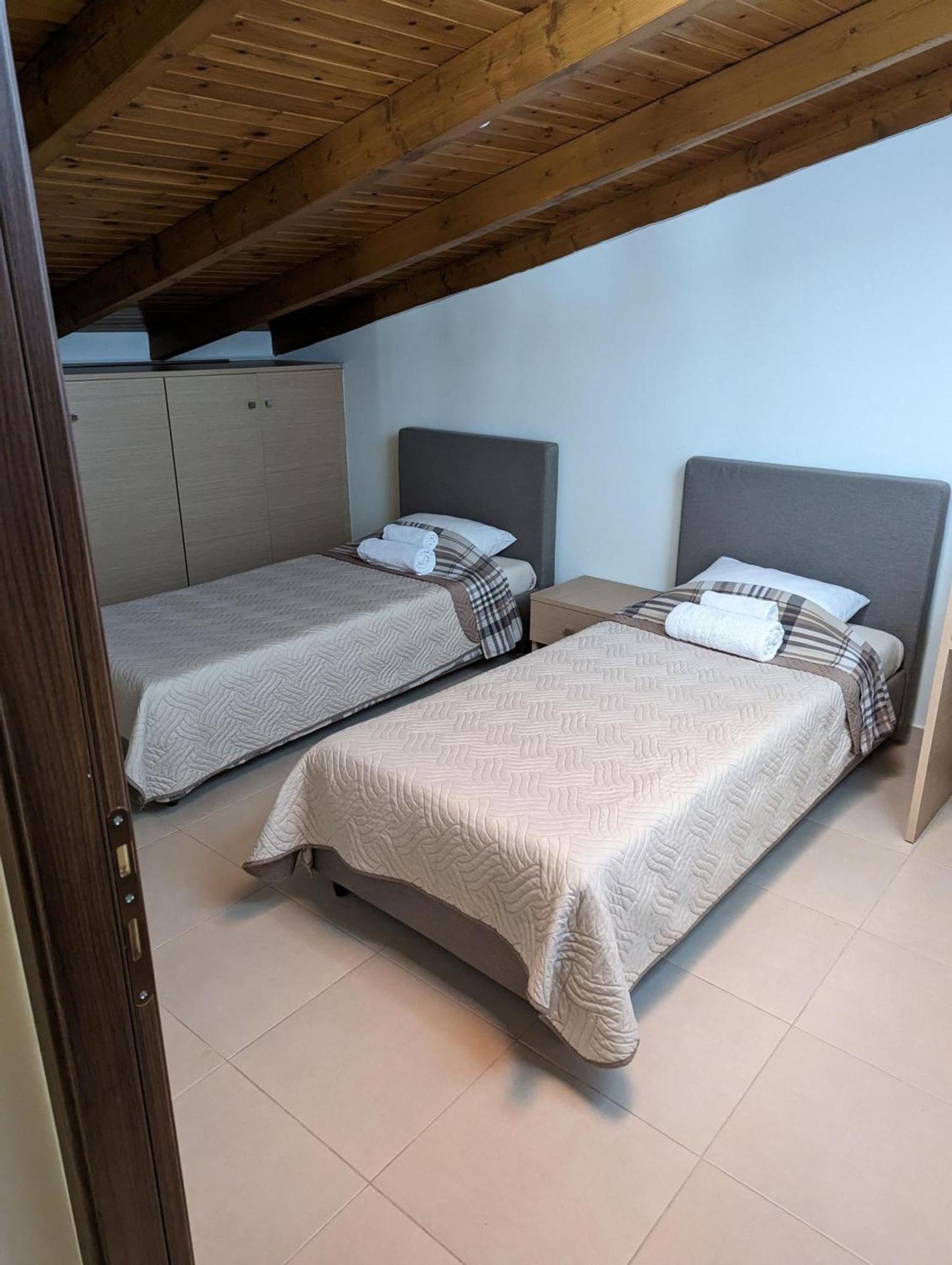 Samaras Apartments In Καμένα Βούρλα Εξωτερικό φωτογραφία
