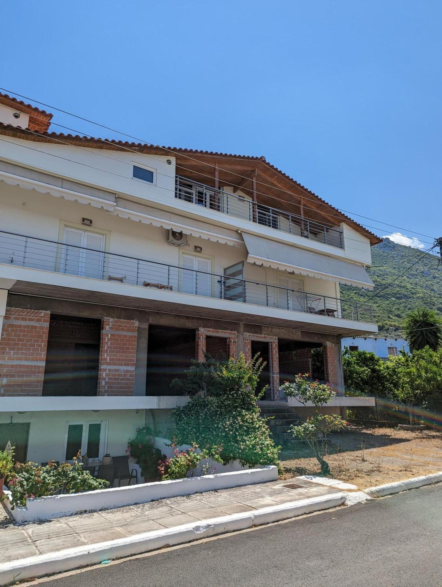 Samaras Apartments In Καμένα Βούρλα Εξωτερικό φωτογραφία